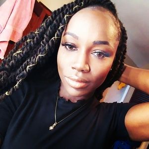 Meet your Posher, Grace